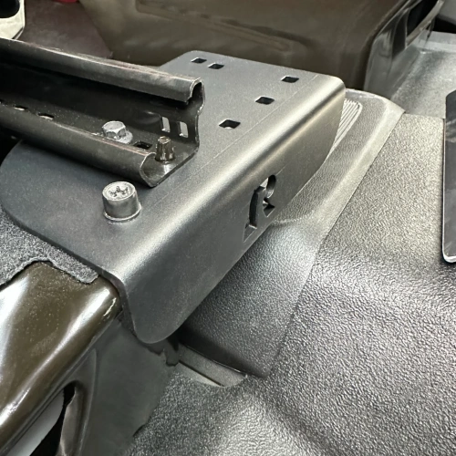 RAM-VB-194-SW3 Крепление для ноутбука RAM No-Drill для полноразмерного фургона Ford Transit 2014-2026 годов выпуска. фото 5 RAM-VB-194-SW3 Крепление для ноутбука RAM No-Drill для полноразмерного фургона Ford Transit 2014-2026 годов выпуска. фото 5